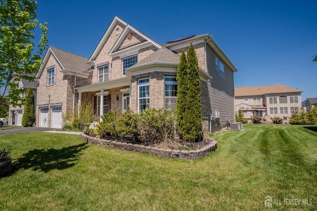 27 Greylynne Drive, Monroe, NJ 08831