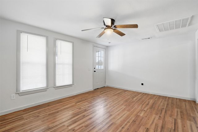 1100 SE 9th Street, Mineral Wells, TX 76067