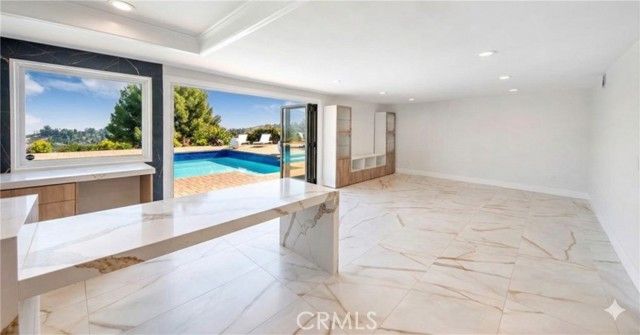 22957 De Kalb Drive, Calabasas, CA 91302