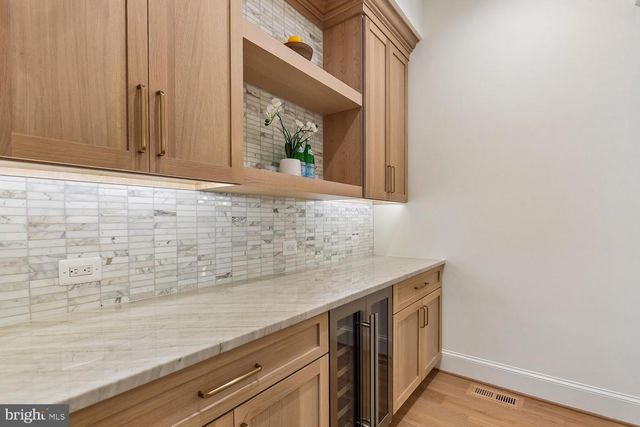 6217 PLAINVIEW RD, Bethesda, MD 20817