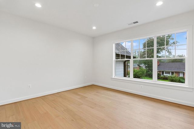 6217 PLAINVIEW RD, Bethesda, MD 20817