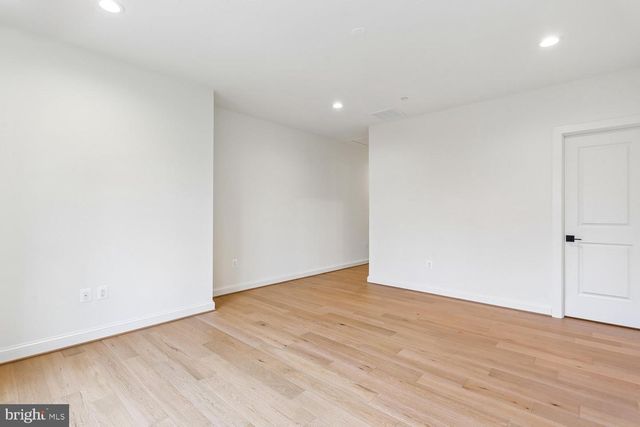 6217 PLAINVIEW RD, Bethesda, MD 20817