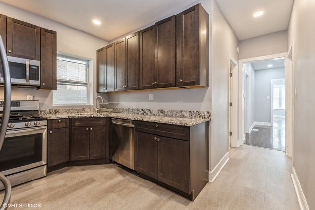 1060 N Spaulding Avenue 1, Chicago, IL 60651