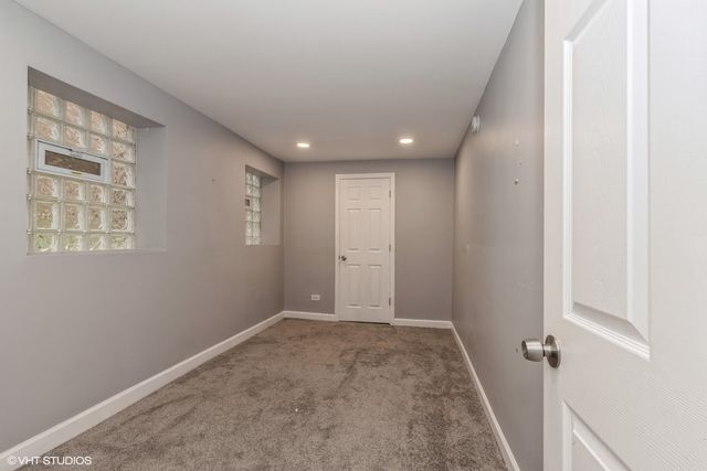 1060 N Spaulding Avenue 1, Chicago, IL 60651