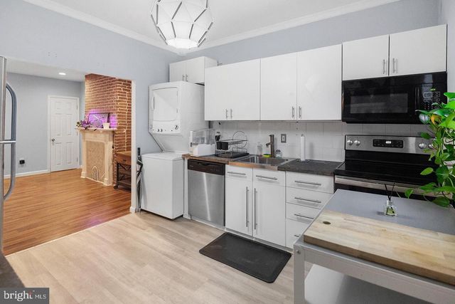 1003 S 13TH ST, Philadelphia, PA 19147