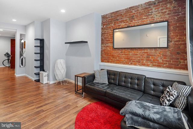 1003 S 13TH ST, Philadelphia, PA 19147