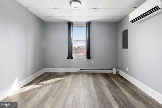 1003 S 13TH ST, Philadelphia, PA 19147