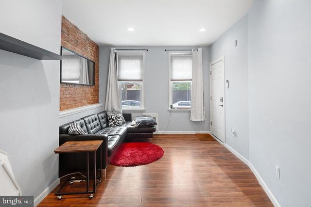 1003 S 13TH ST, Philadelphia, PA 19147