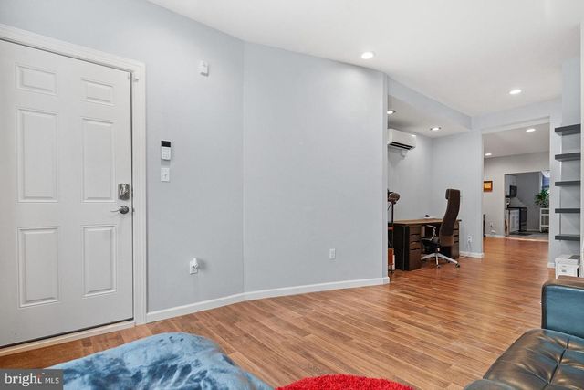 1003 S 13TH ST, Philadelphia, PA 19147