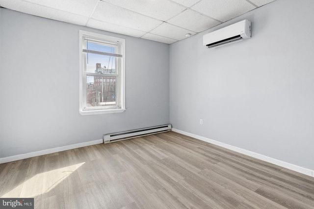 1003 S 13TH ST, Philadelphia, PA 19147