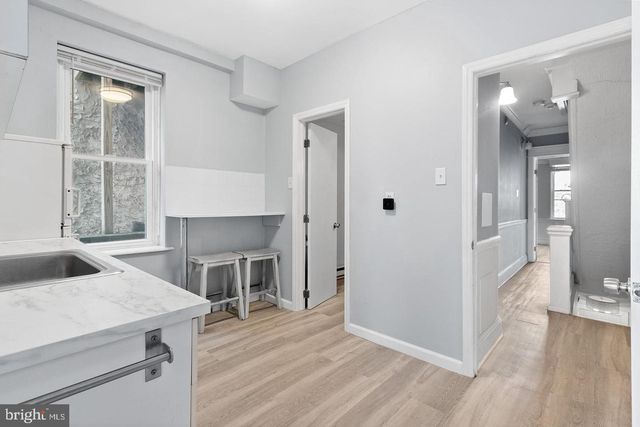 1003 S 13TH ST, Philadelphia, PA 19147