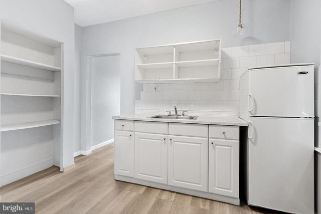 1003 S 13TH ST, Philadelphia, PA 19147