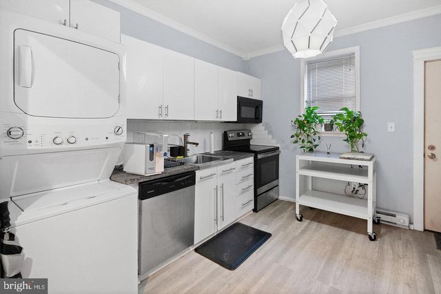 1003 S 13TH ST, Philadelphia, PA 19147