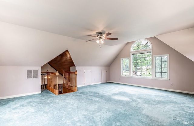 5313 Oak Hill Road, Evansville, IN 47711