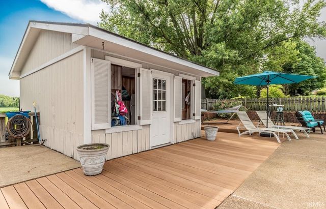 5313 Oak Hill Road, Evansville, IN 47711