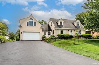 5313 Oak Hill Road, Evansville, IN 47711