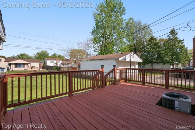 11951 Burtley Drive, Sterling Heights, MI 48313