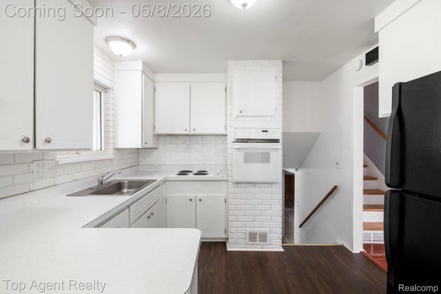 11951 Burtley Drive, Sterling Heights, MI 48313