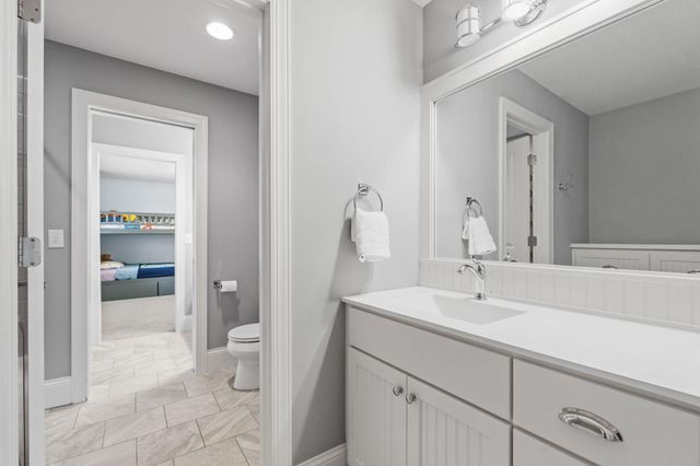 5275 Ranchview Lane N, Plymouth, MN 55446