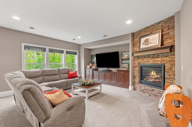 5275 Ranchview Lane N, Plymouth, MN 55446