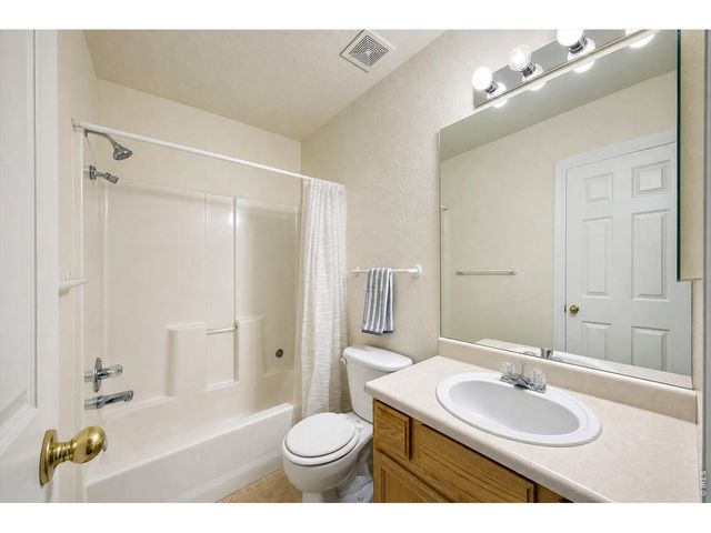 1601 Great Western Dr G-7, Longmont, CO 80501