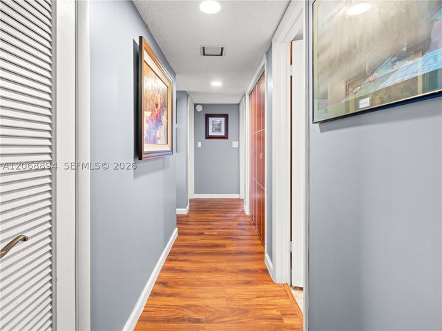 2314 S Cypress Bend Dr, Pompano Beach, FL 33069