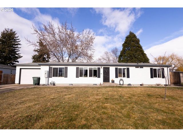 10500 W 5TH St, Island City, OR 97850