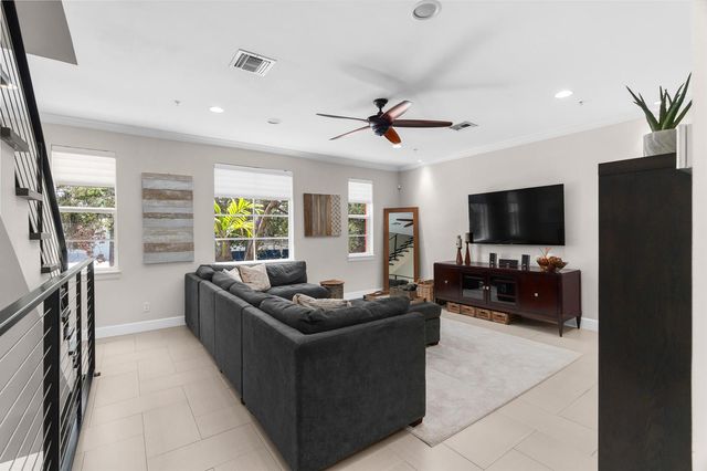 362 W Cannery Row Circle, Delray Beach, FL 33444