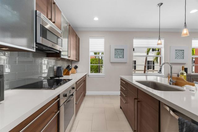 362 W Cannery Row Circle, Delray Beach, FL 33444
