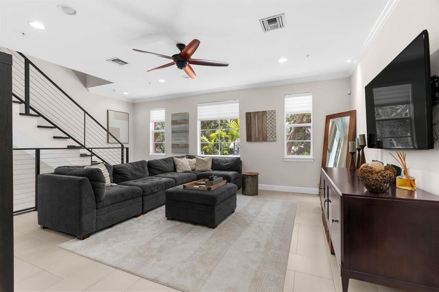362 W Cannery Row Circle, Delray Beach, FL 33444