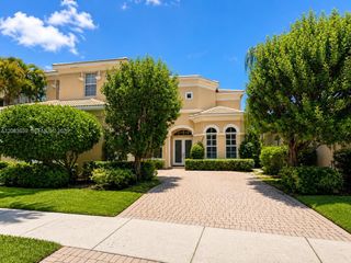 138 Tranquilla Drive, Palm Beach Gardens, FL 33418