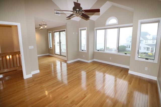 141 Grovers Ave 141, Winthrop, MA 02152