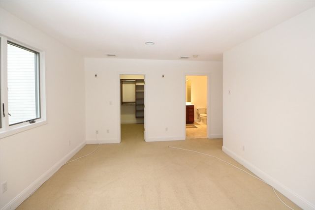 141 Grovers Ave 141, Winthrop, MA 02152