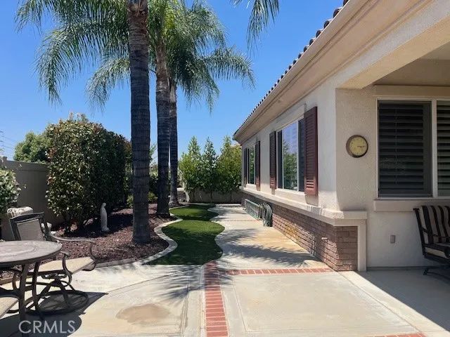 977 Avenal Way, Beaumont, CA 92223