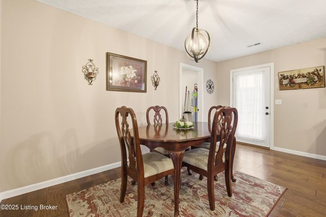 310 Oak Hill Ct, Bardstown, KY 40004