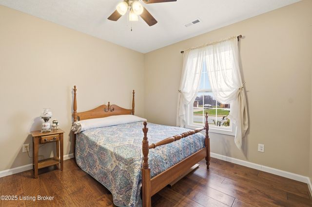 310 Oak Hill Ct, Bardstown, KY 40004