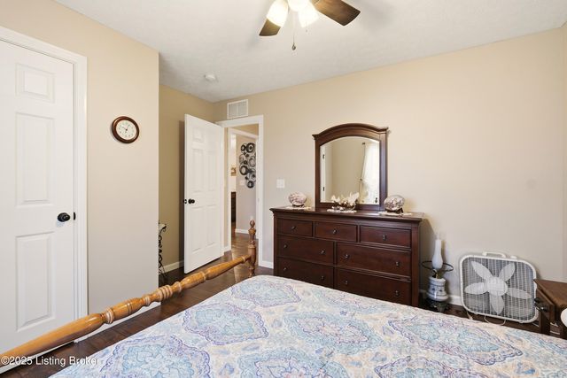 310 Oak Hill Ct, Bardstown, KY 40004