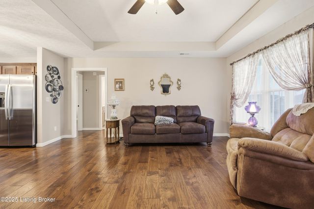 310 Oak Hill Ct, Bardstown, KY 40004