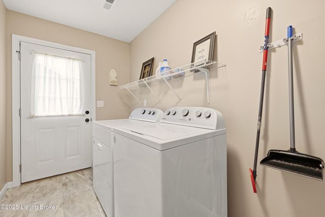 310 Oak Hill Ct, Bardstown, KY 40004