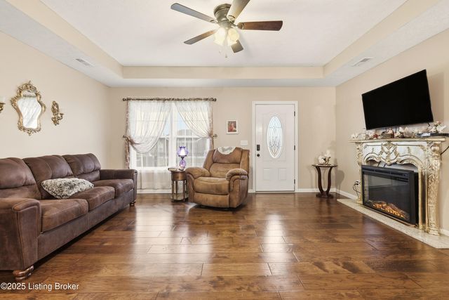 310 Oak Hill Ct, Bardstown, KY 40004