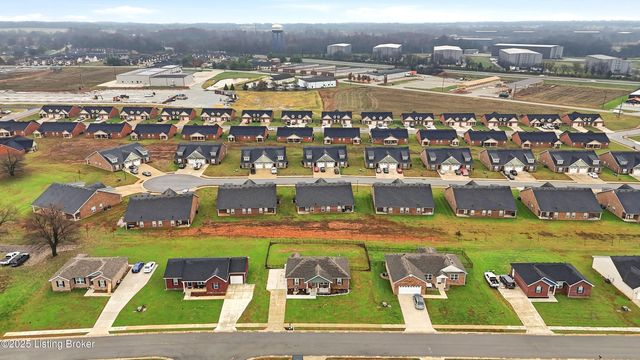 310 Oak Hill Ct, Bardstown, KY 40004