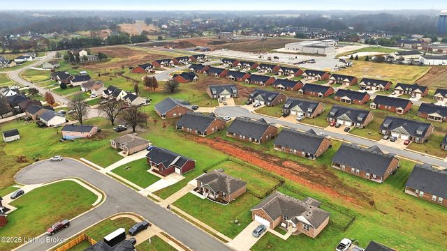 310 Oak Hill Ct, Bardstown, KY 40004