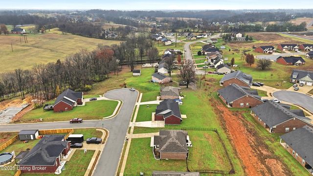 310 Oak Hill Ct, Bardstown, KY 40004