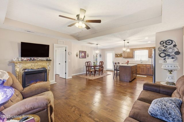 310 Oak Hill Ct, Bardstown, KY 40004