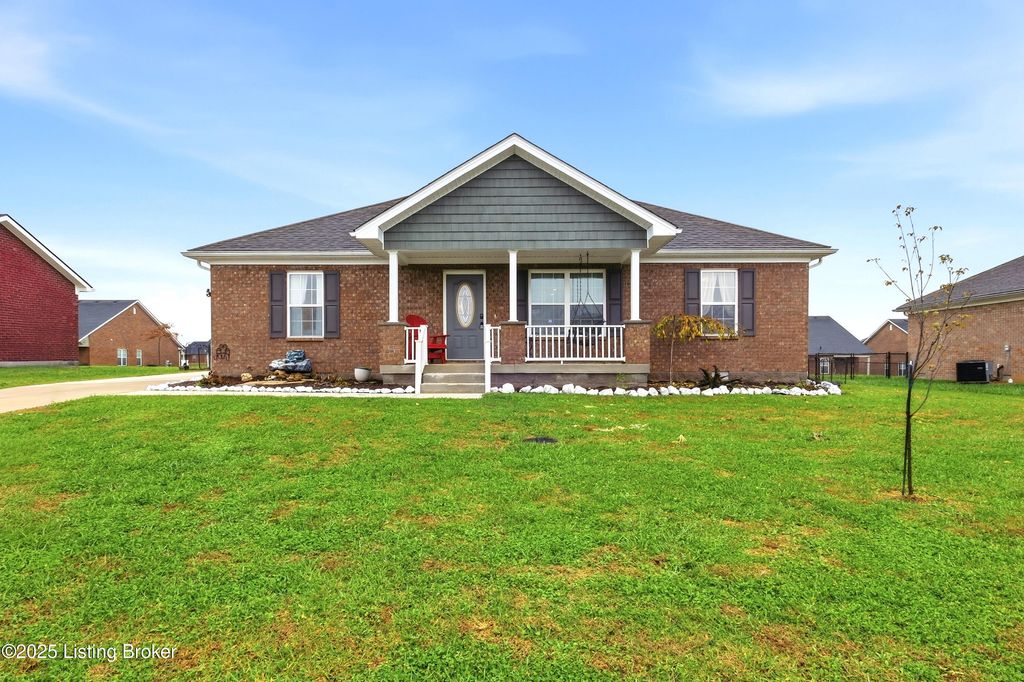 310 Oak Hill Ct, Bardstown, KY 40004