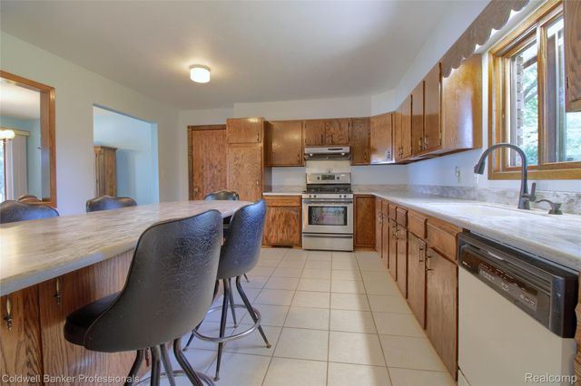 11770 Sunset Lane, Van Buren Charter Township, MI 48111