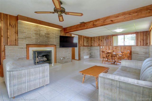11770 Sunset Lane, Van Buren Charter Township, MI 48111