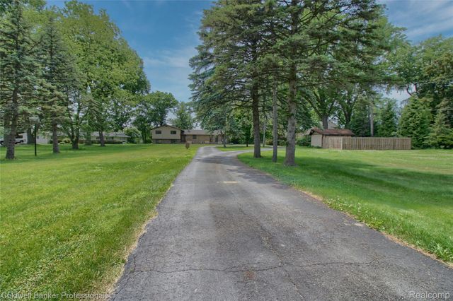 11770 Sunset Lane, Van Buren Charter Township, MI 48111