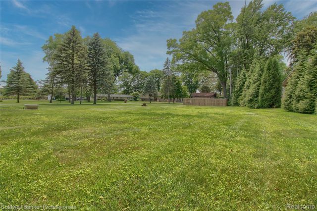 11770 Sunset Lane, Van Buren Charter Township, MI 48111