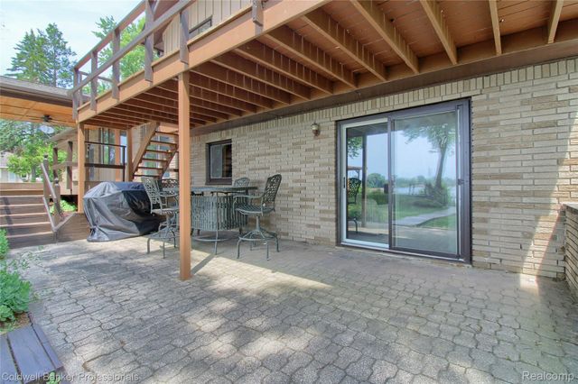 11770 Sunset Lane, Van Buren Charter Township, MI 48111